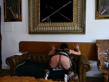 Vor dem Treffen wird alles festgelegt in welchen Strafstellung mich mein Herrn zu Verf&uuml;gung stelle